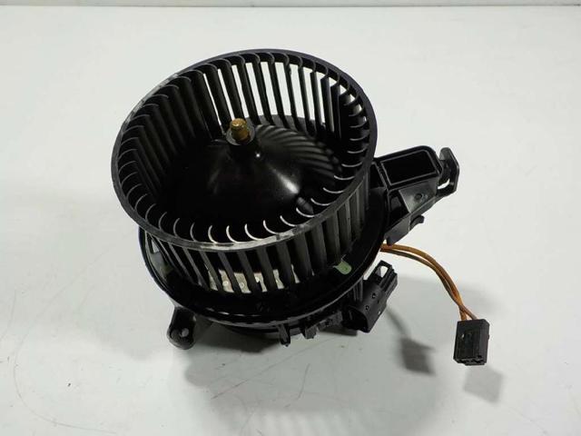 2Q1820021A Motor del ventilador del calefactor  disponible Málaga
