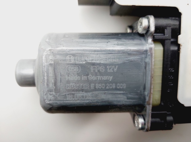 2Q1959881 VAG Motor del elevalunas eléctrico  en stock Córdoba