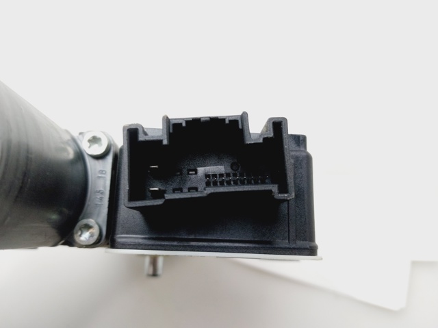 2Q1959881 VAG Motor del elevalunas de la puerta delantera izquierda  comprar en Jaén