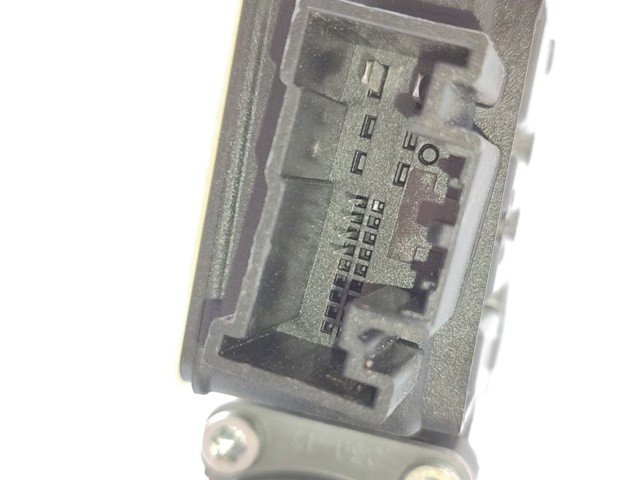2Q1959882 VAG Motor del elevalunas de la puerta delantera derecha comprar Alcalá