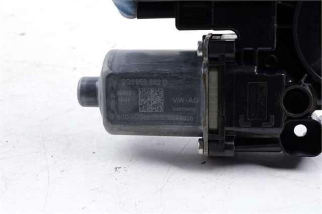 VAG 2Q1959882D Motor del elevalunas de la puerta delantera derecha  en stock Terrassa