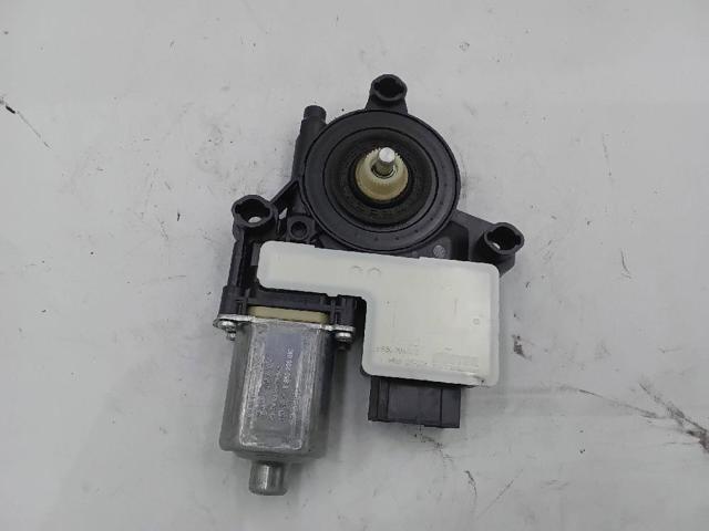 2Q1959882D VAG