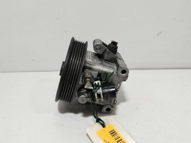 FORD 2S413A696AA Bomba de dirección asistida  comprar en Ponferrada
