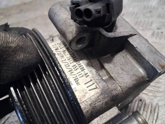 2S413A696AA FORD Bomba de dirección comprar Madrid