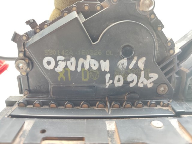 2S4AA21812EB Ford