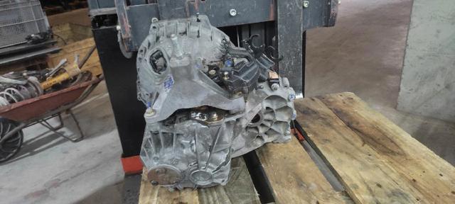 FORD 2S4R7002PA Caja de cambios manual completa  comprar en Ponferrada