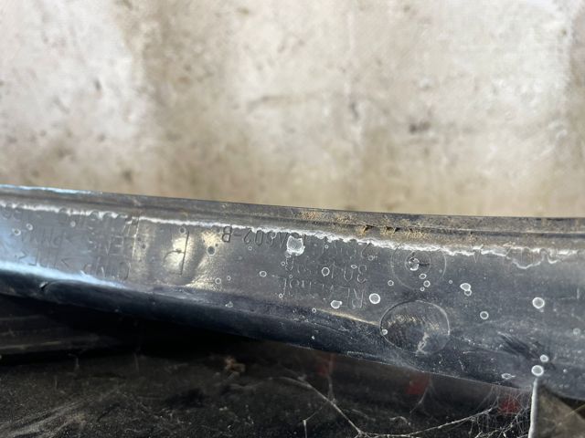 Piloto trasero exterior derecho 2S5113A602B FORD
