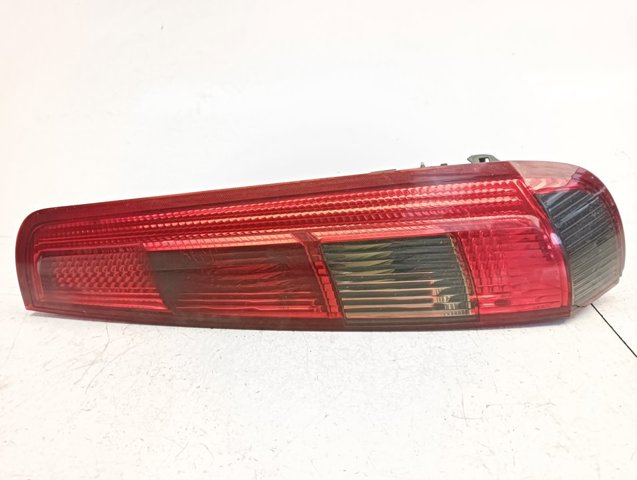 2S6113N004AD Portalámparas de luz trasera comprar Girona