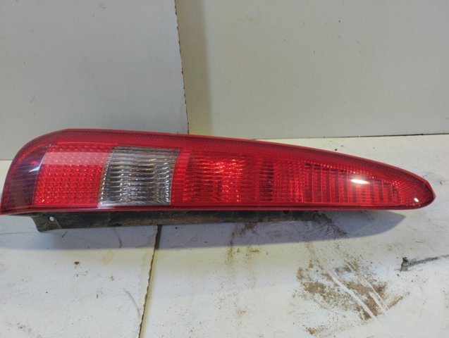 2S6113N004AD Portalámparas de luz trasera  comprar en Reus