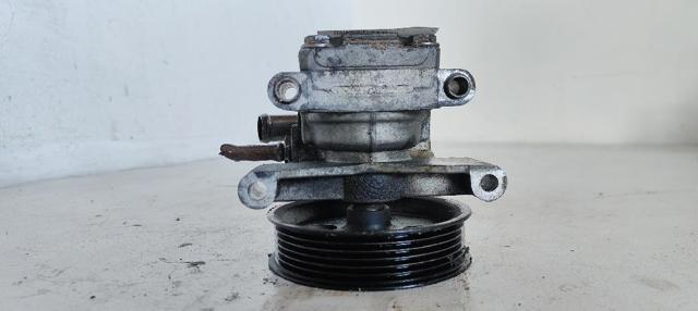 Bomba de dirección asistida  2S6C3A696CF FORD