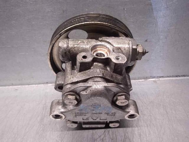 Bomba hidráulica de dirección Ford Fiesta CB1