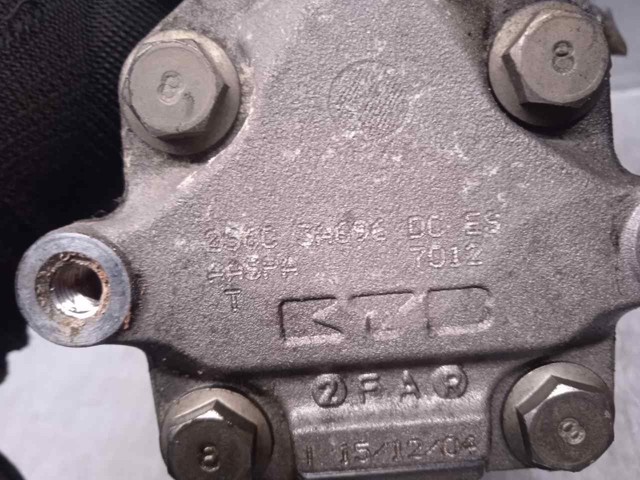 Bomba hidráulica de dirección Ford Fiesta CB1