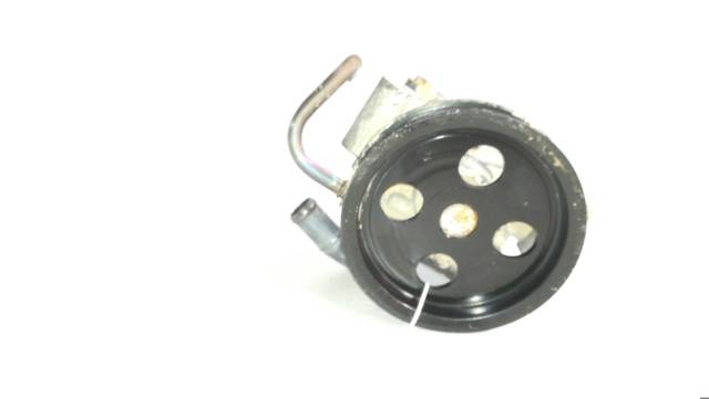 FORD 2S6C3A696GF Bomba de dirección  en stock Valencia