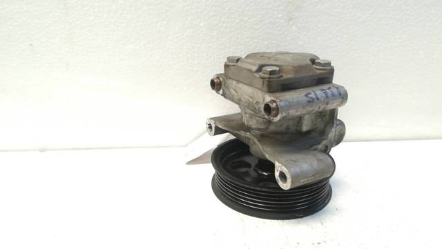 FORD 2S6C3A696GF Bomba de dirección asistida  comprar en Albacete