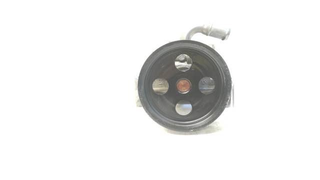FORD 2S6C3A696GF Bomba de dirección  en stock Valencia