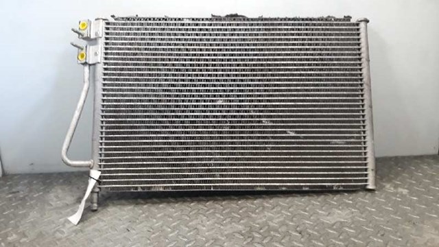 Condensador / radiador  aire acondicionado para ford fiesta v 1.4 16v fxja 2S6H19710AC