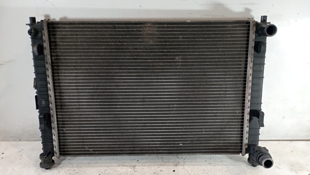 Radiador del motor 2S6H8K161BB MAZDA