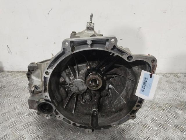 2S6R7002GB Mazda