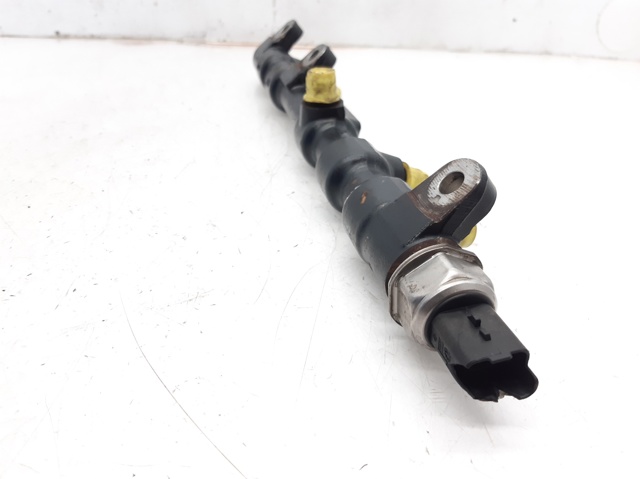 2S7Q9D280AE FORD Rampa de combustible comprar Madrid