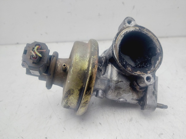 2S7Q9D475AC Válvula EGR comprar Sevilla