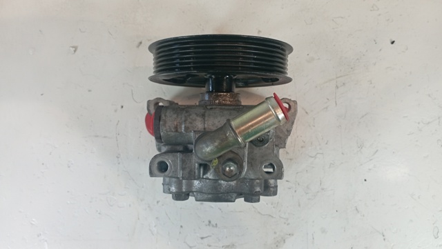 FORD 2T143A696AG Bomba de dirección asistida  disponible Valladolid
