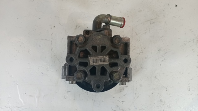 FORD 2T143A696AG Bomba de dirección asistida  comprar en Albacete