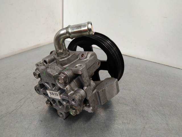 2T143A696AJ FORD Bomba de dirección asistida  comprar en Oviedo