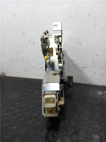 2T14V264A32DM Cerradura de puerta lateral corrediza derecha  comprar en Reus
