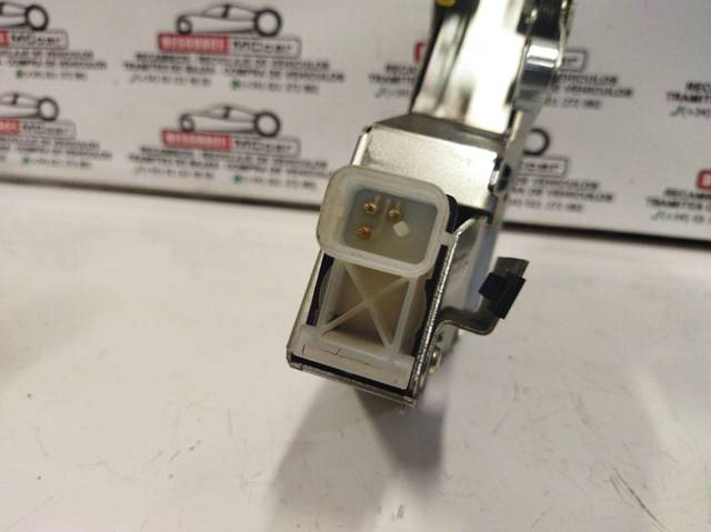 2T14V264A32DM FORD Cerradura de puerta lateral corrediza derecha  en stock Córdoba