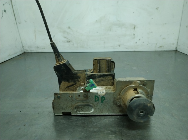 2T1AV21812AE Ford