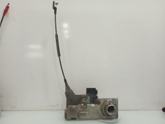 2T1AV21812BG FORD Cerradura de puerta delantera derecha  comprar en Oviedo