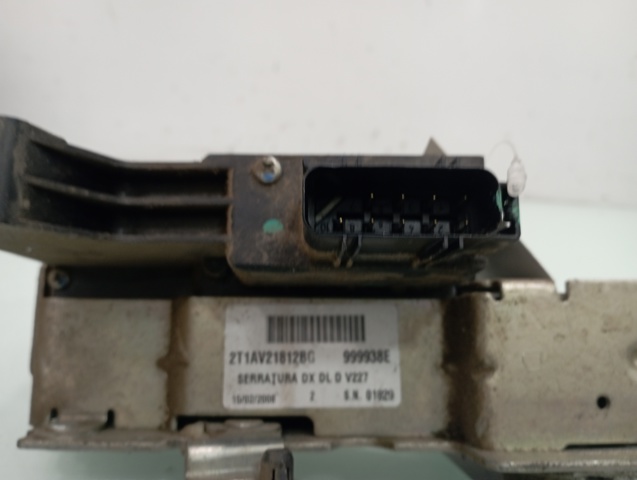 2T1AV21812BG FORD Cerradura de puerta delantera derecha comprar Bilbao