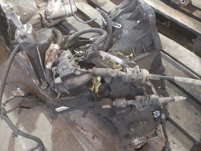 2T1R7002BH Ford