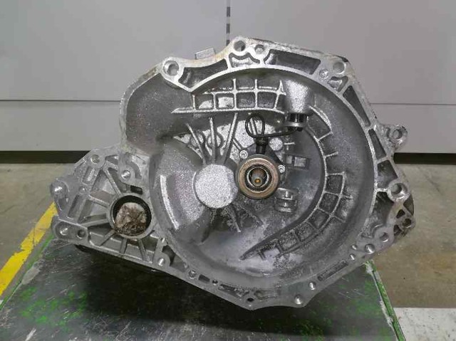 2UW429 Opel