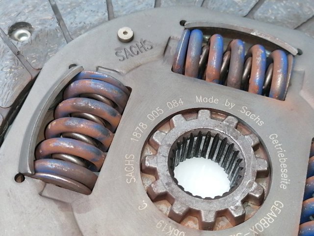 Disco de embrague Subaru Legacy 4 B13