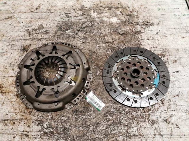 30100AU600 Nissan/Infiniti