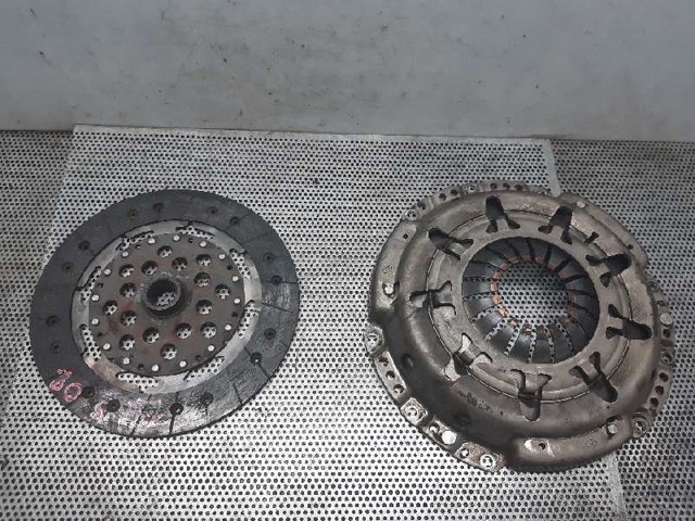 30100AU600 Nissan/Infiniti