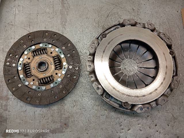 Disco de embrague 30100VK000 NISSAN