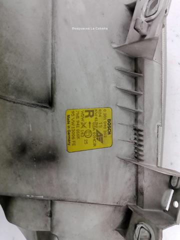 301048302 Faro derecho  en stock Sabadell