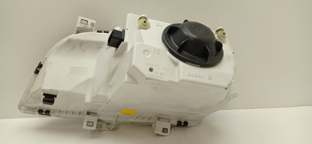 VAG 301048302 Faro derecho  en stock Salamanca