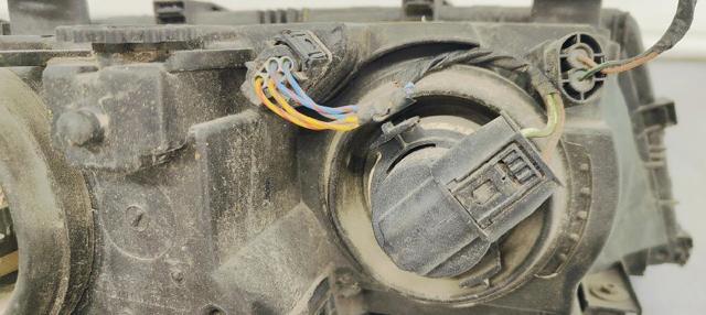 301089205 BMW Faro izquierdo  en stock Huelva