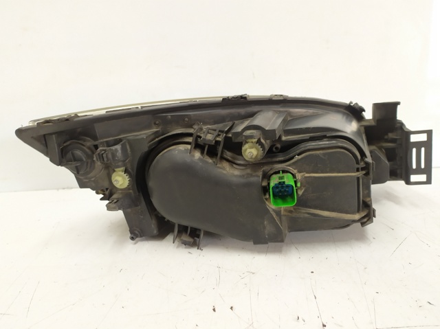 301174205 FORD Faro izquierdo  en stock Córdoba