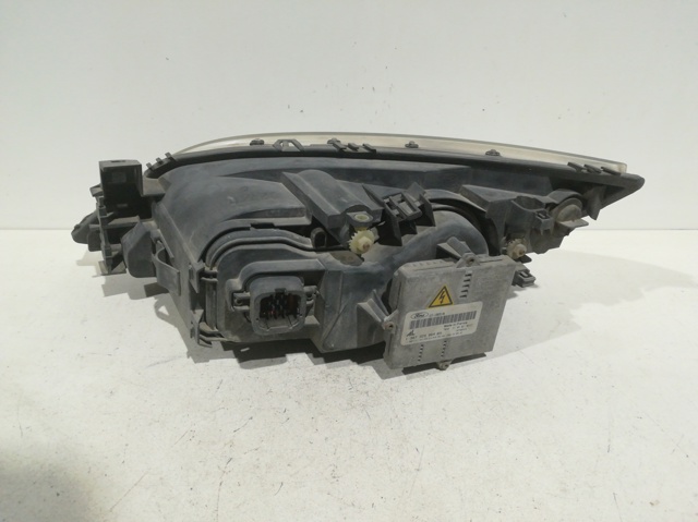 301174272 FORD Faro derecho  en stock Gandía