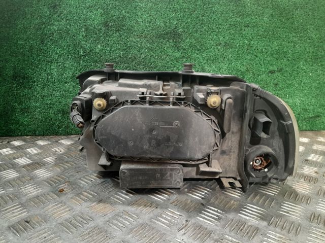 301182212 Faro derecho  disponible Burgos