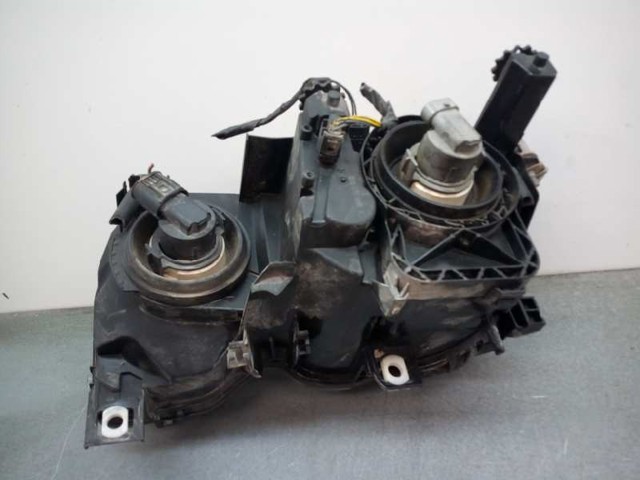 301187202 Faro derecho comprar Almería