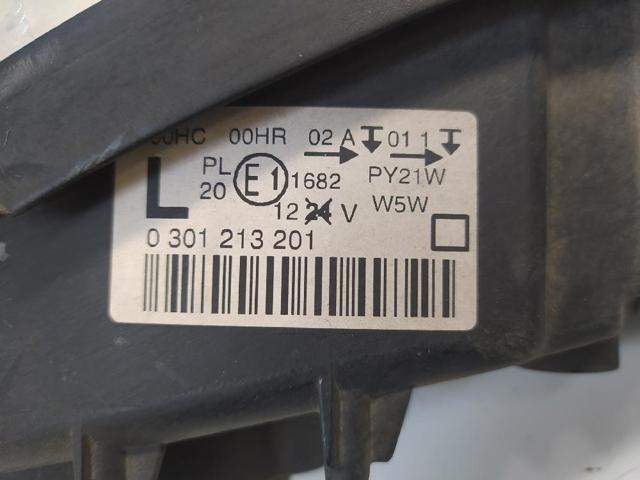 301213201 Faro izquierdo  disponible Málaga