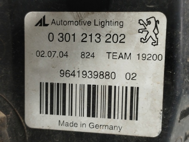 PEUGEOT 301213202 Faro derecho  comprar en Murcia