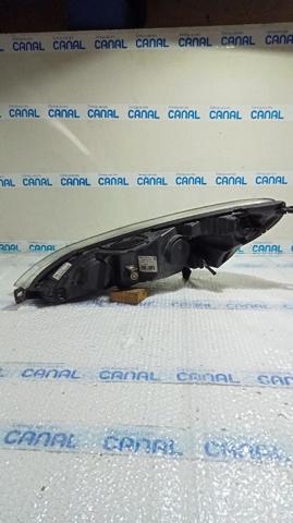 301213204 Faro derecho  en stock Sabadell