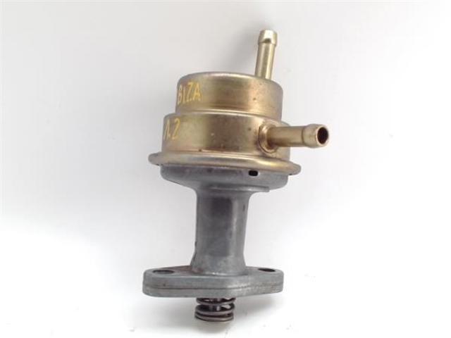 Bomba de gasolina mecánica 30127025 VAG