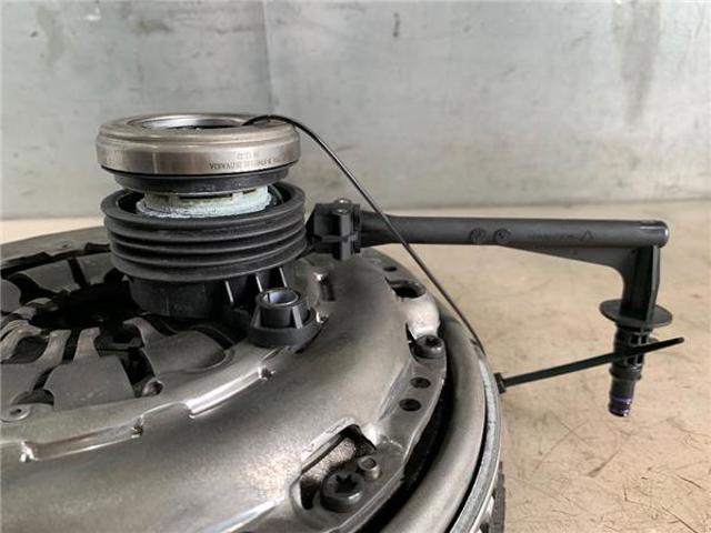 RENAULT 302057505R Embrague  en stock Valencia